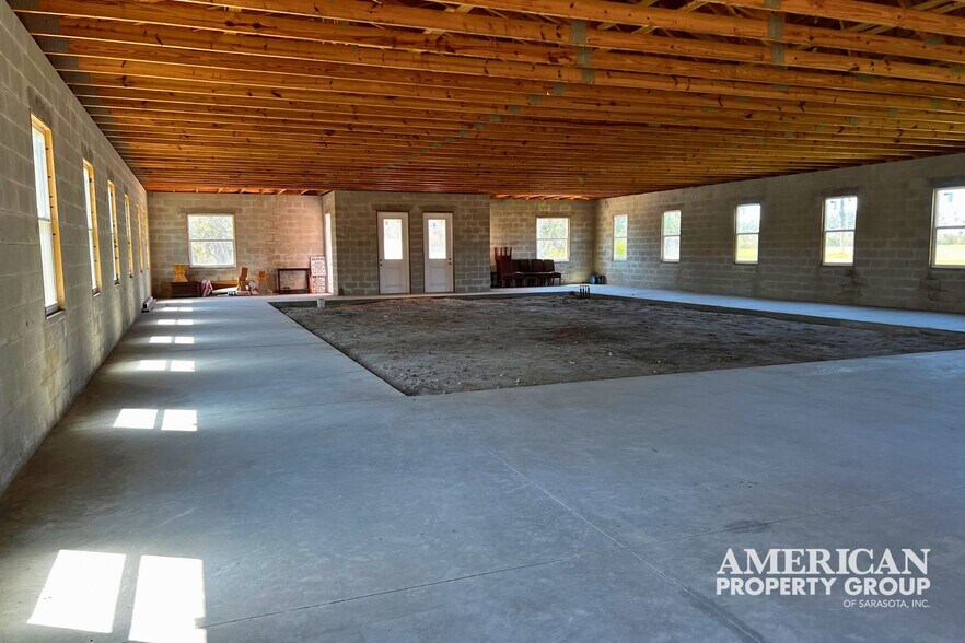More Photos Of 1449 S Tamiami Trl, Osprey Office For Sale