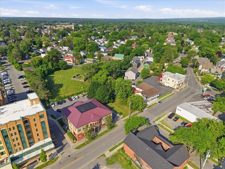 More Photos Of 92 Congress St, Saratoga Springs Medical For Sale