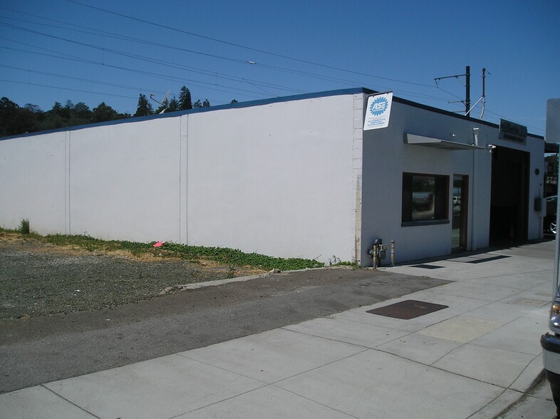 More Photos Of 1080 Old County Rd, Belmont Auto Repair For Sale