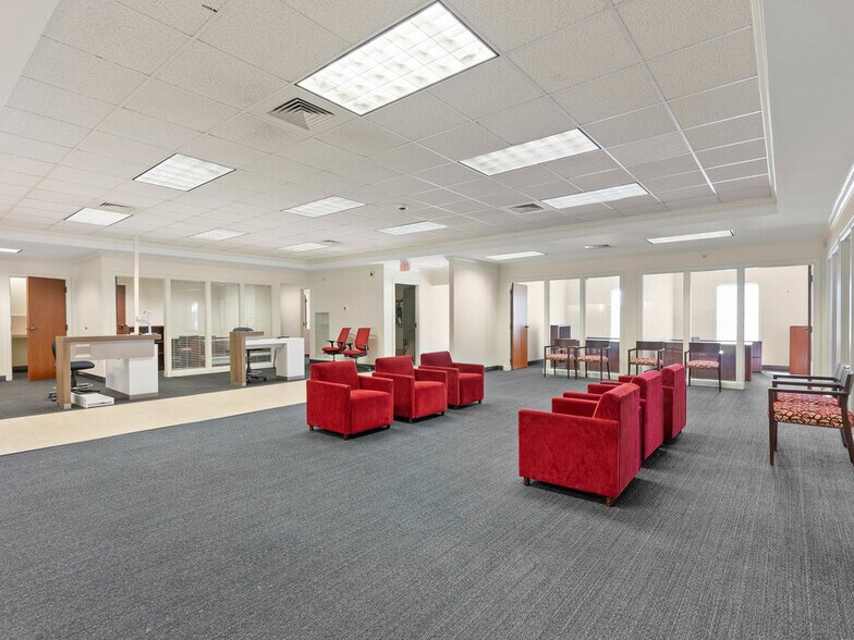 More Photos Of 79 S Main St, Inman General Retail For Sale