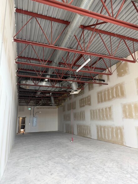 More Photos Of 6800 48th Ave, Camrose Storefront For Lease