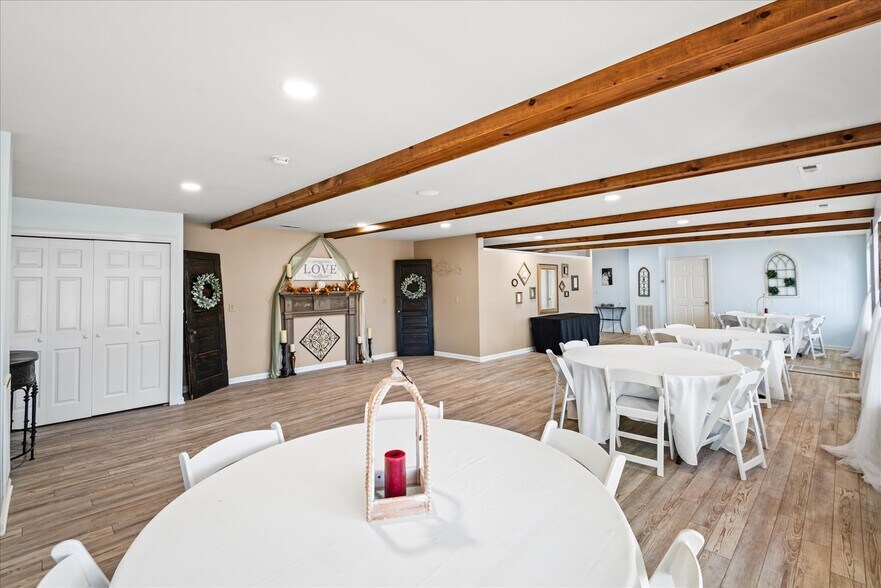 More Photos Of 115 E Broaddus Ave, Bowling Green Apartments For Sale