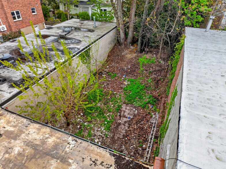 More Photos Of 21512 42nd Ave, Bayside Industrial For Sale