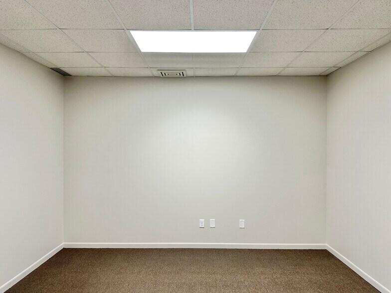 More Photos Of 9245 Calumet Ave, Munster Office For Lease