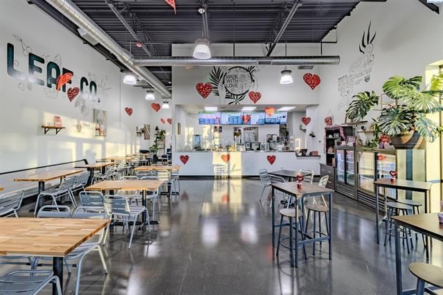 More Photos Of 1080 George Washington Way, Richland Restaurant For Sale