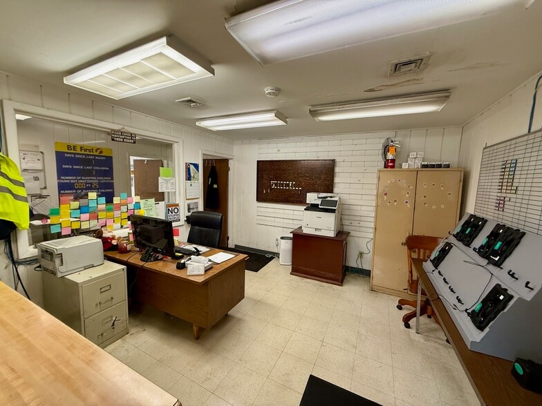 More Photos Of 89 3rd ave, Neptune City Industrial For Lease