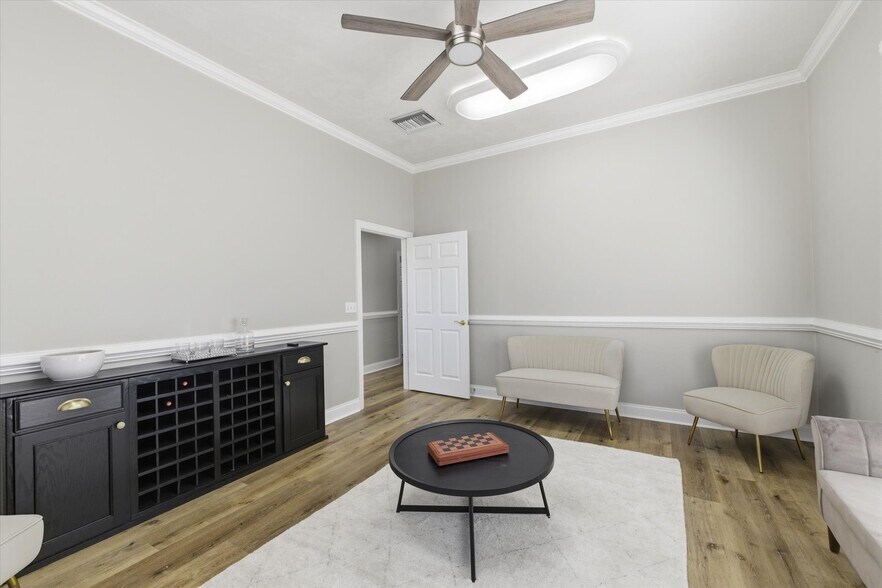 More Photos Of 1574 Village Square Blvd, Tallahassee Office For Lease