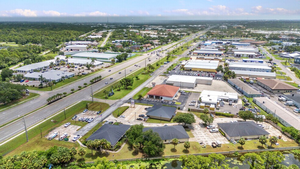 More Photos Of 983 Tamiami Trl, Port Charlotte Office For Lease