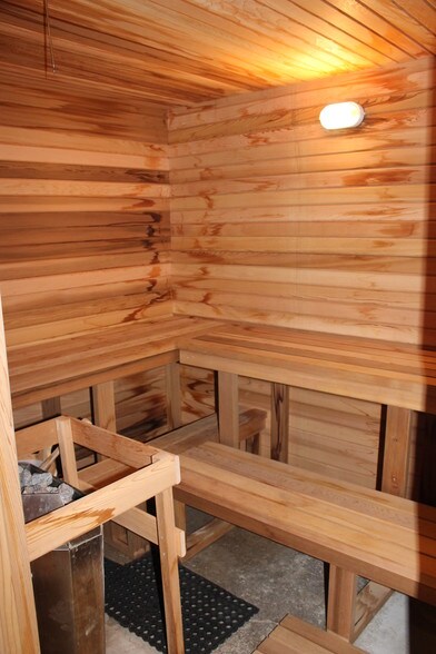 More Photos Of 8100-8180 N McCormick Blvd, Skokie Office For Lease