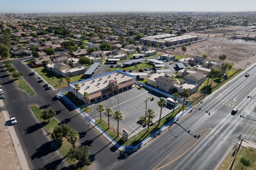 More Photos Of 801 E Birch St, Calexico General Retail For Sale