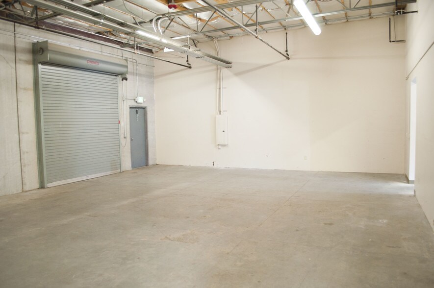 More Photos Of 1150 Financial Blvd, Reno Light Manufacturing For Lease