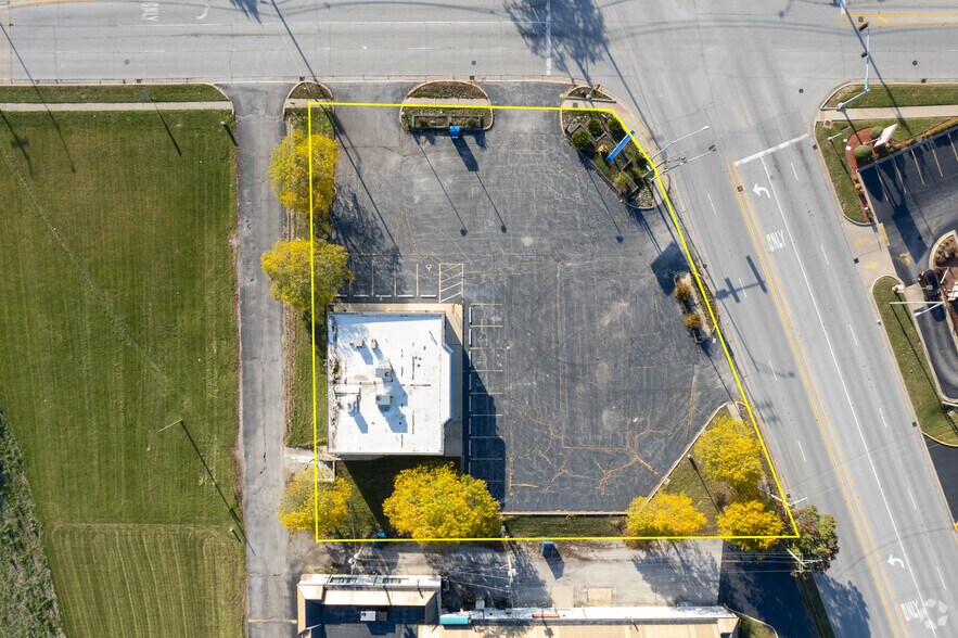 More Photos Of 2700 E Sauk Trail Rd, Sauk Village Storefront Retail Office For Sale