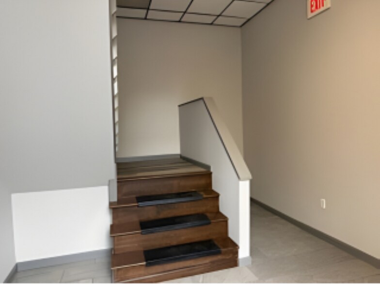 More Photos Of 60 Pine St, Methuen Light Manufacturing For Lease