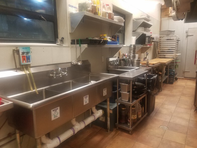 More Photos Of 600 Mamaroneck Ave, White Plains Storefront Retail Office For Sale