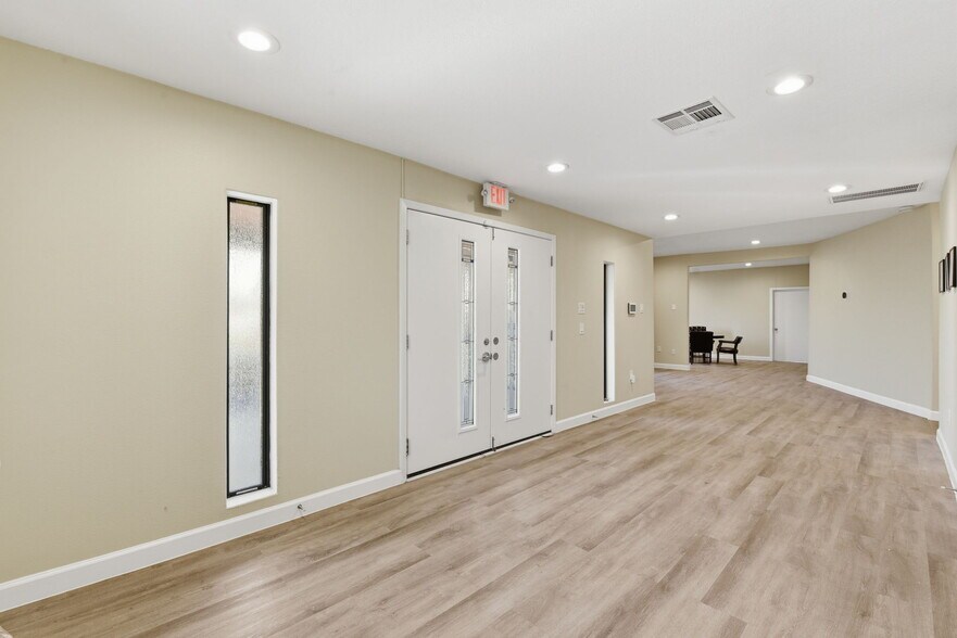 More Photos Of 3911 Fulton St, Houston Religious Facility For Lease