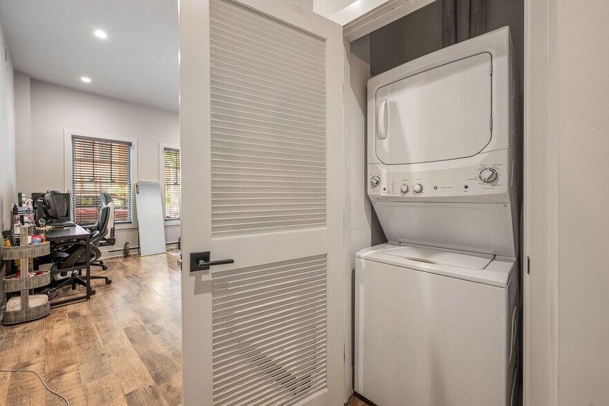 More Photos Of 67 Park Ave, Bloomfield Apartments For Sale