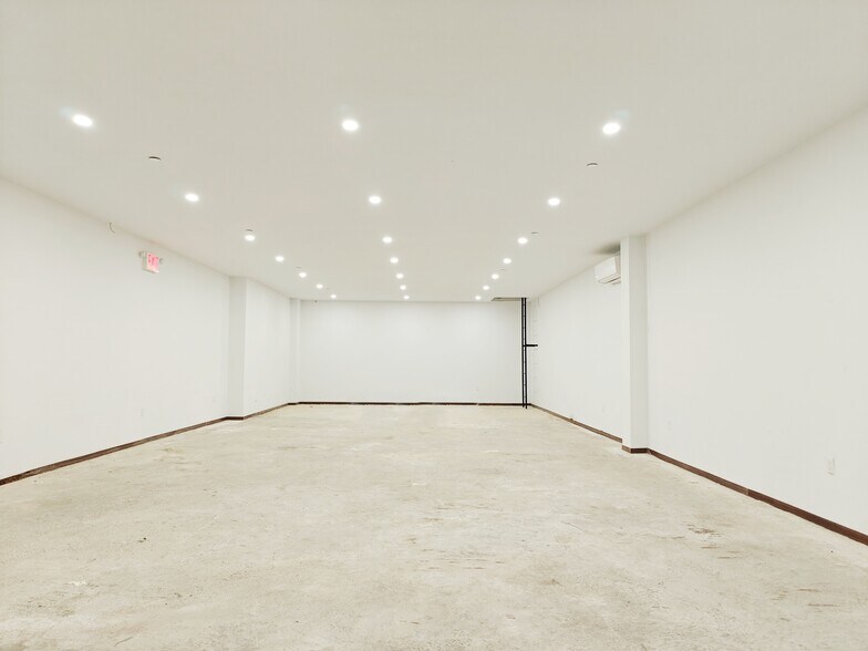 More Photos Of 1546 Broadway, Brooklyn Apartments For Sale