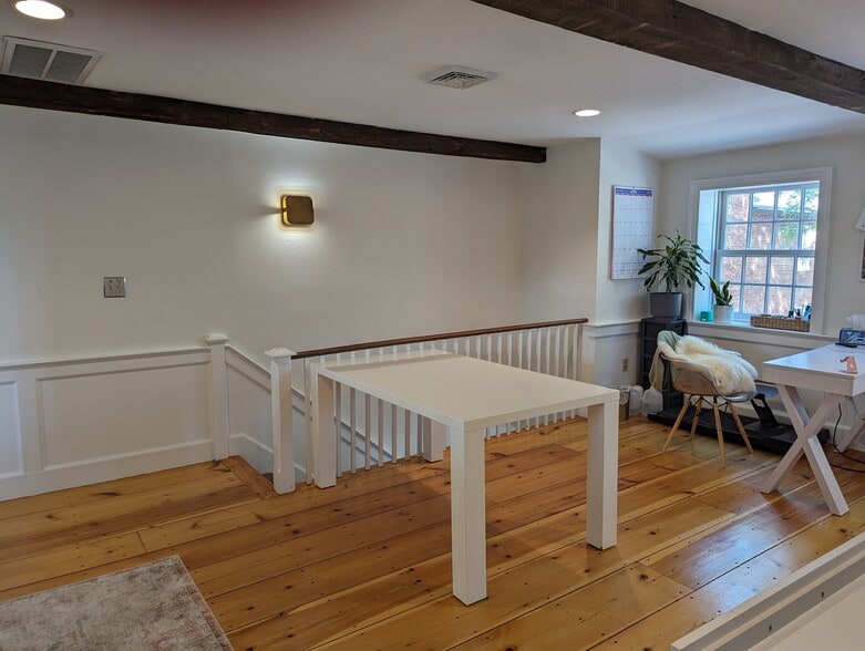 More Photos Of 14 Inn St, Newburyport Office For Lease