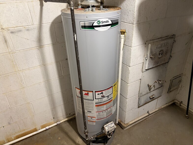 More Photos Of 27051 Southfield Rd, Lathrup Village Freestanding For Sale