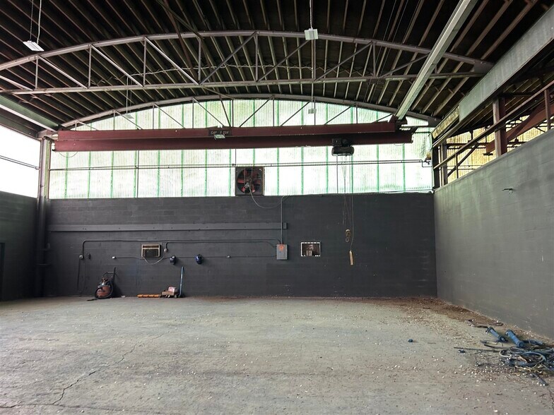More Photos Of 906 Payne St, Bowling Green Warehouse For Sale