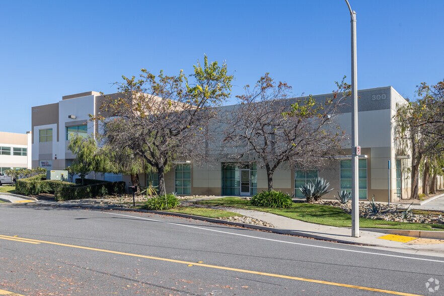 Primary Photo Of 310 Irving Dr, Oxnard Warehouse For Sale