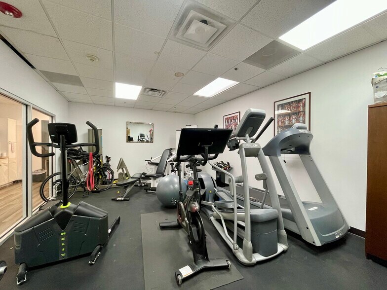 More Photos Of 3280 Downing St, Denver Apartments For Lease