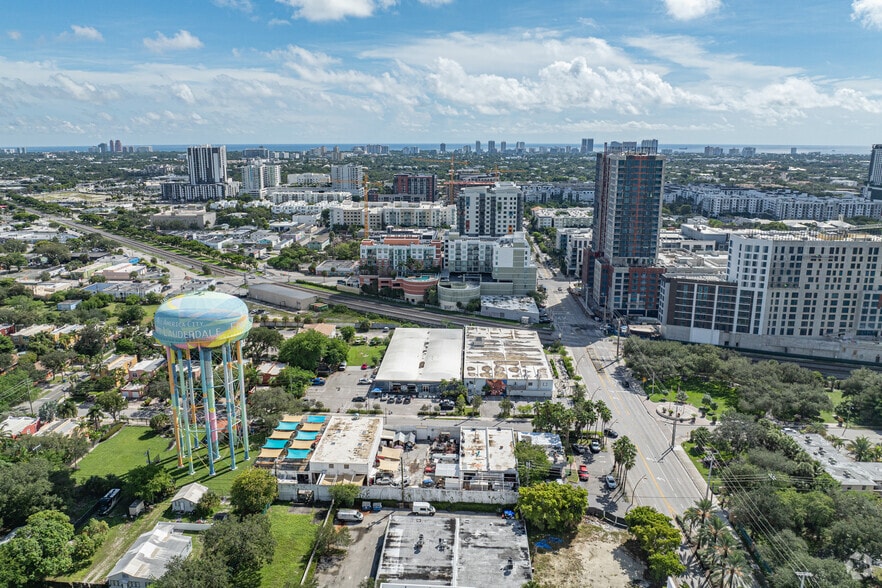 More Photos Of 616-620 NW 2nd Ave, Fort Lauderdale Showroom For Lease