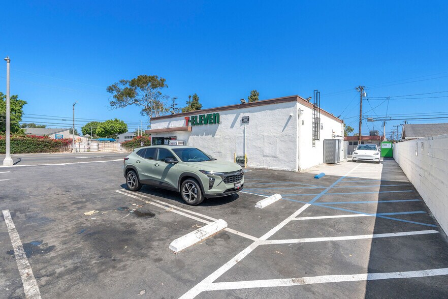 More Photos Of 1960 Santa Fe Ave, Long Beach Convenience Store For Sale