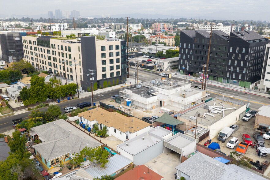 More Photos Of 10720 Charnock Rd, Los Angeles Multifamily For Sale