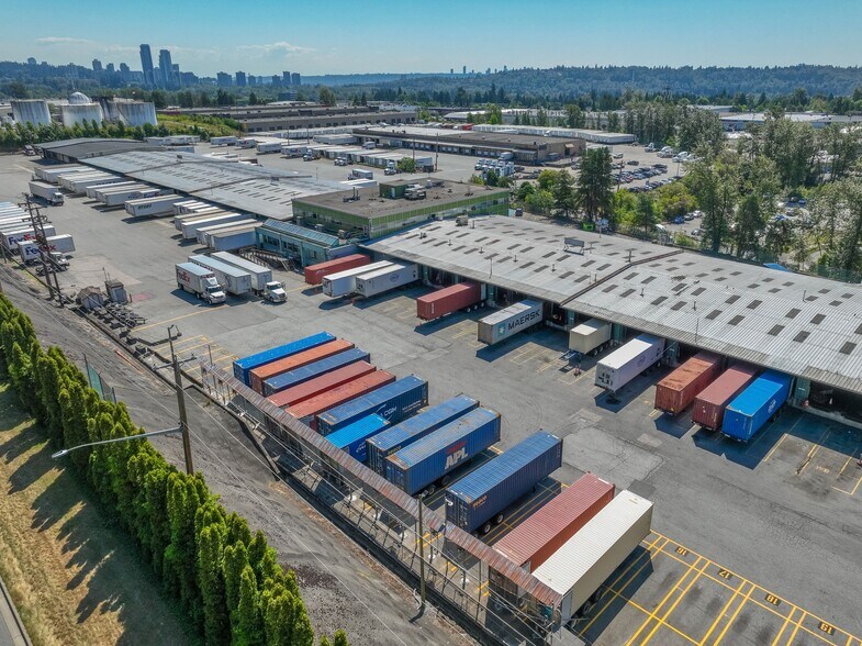 More Photos Of 7890 Express St, Burnaby Warehouse For Lease