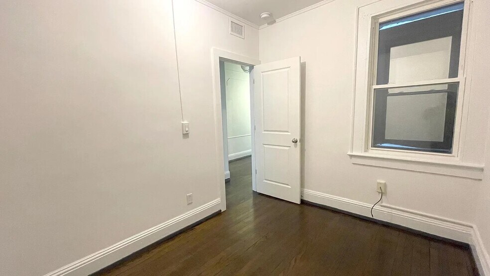 More Photos Of 514 State St, Hudson Apartments For Sale