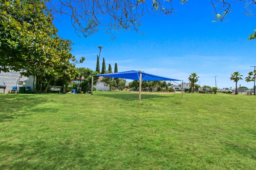 More Photos Of 109 S Aprilia Ave, Compton Religious Facility For Sale
