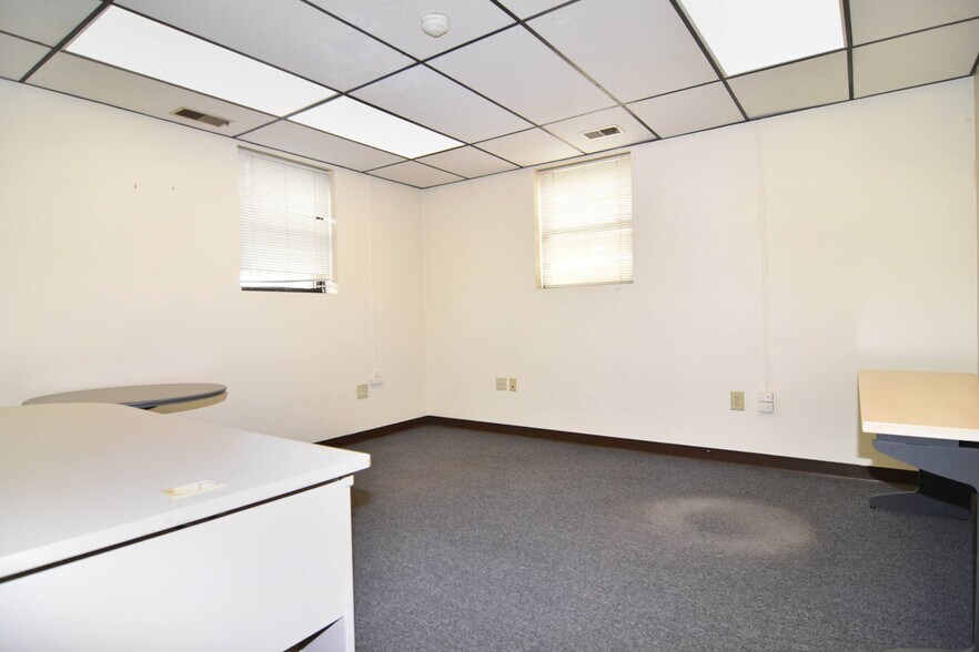 More Photos Of 862 Charles St, Providence Medical For Sale