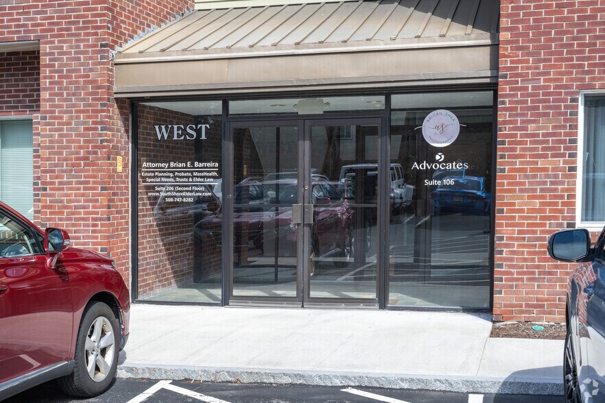 More Photos Of 118 Long Pond Rd, Plymouth Medical For Lease