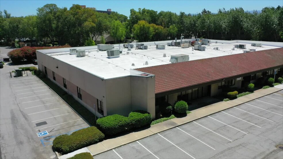 Primary Photo Of 118-122 Charcot Ave, San Jose Flex For Lease