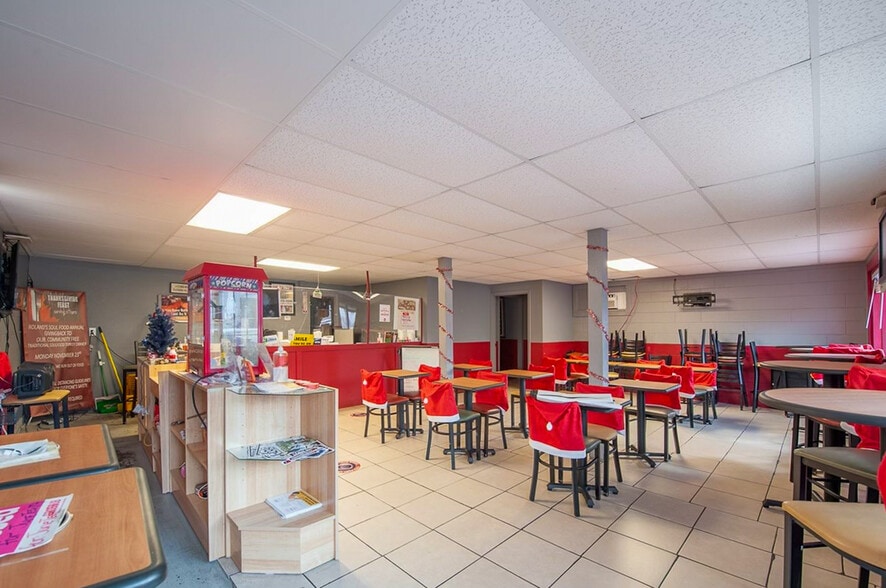 More Photos Of 1311 Chestnut Ave, Austin Freestanding For Lease