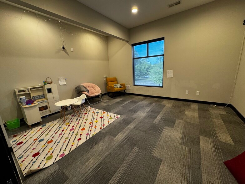 More Photos Of 100 Corporate Blvd, West Columbia Office For Lease