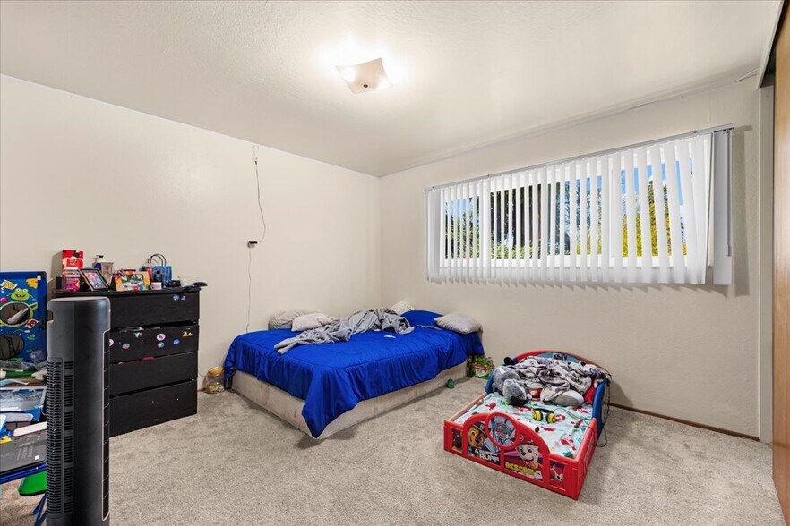 More Photos Of 236 Haas Ave, San Leandro Apartments For Sale