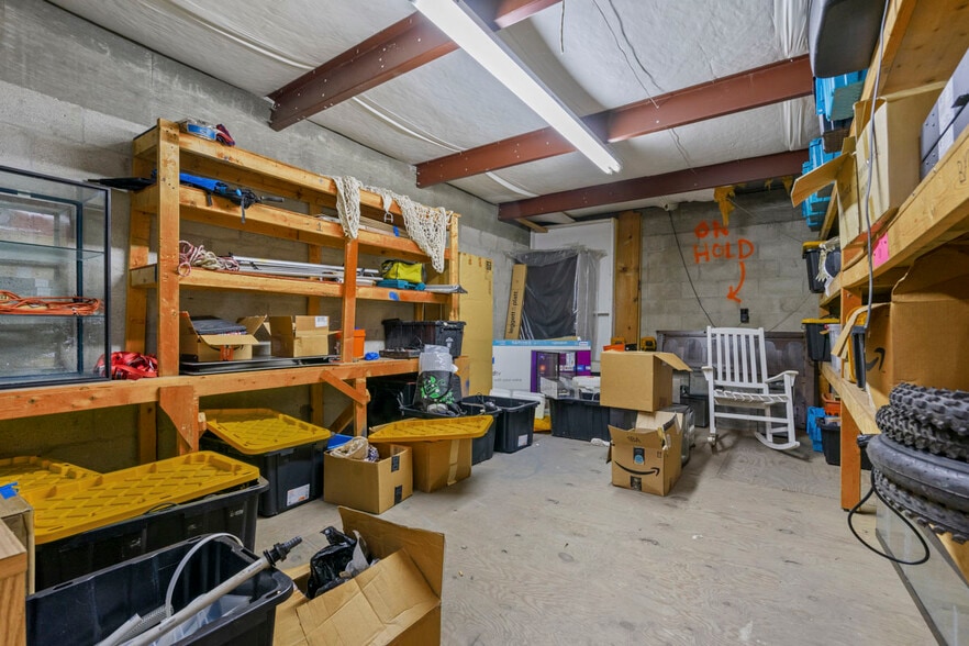 More Photos Of 4145 Fowler St, Fort Myers Auto Repair For Sale