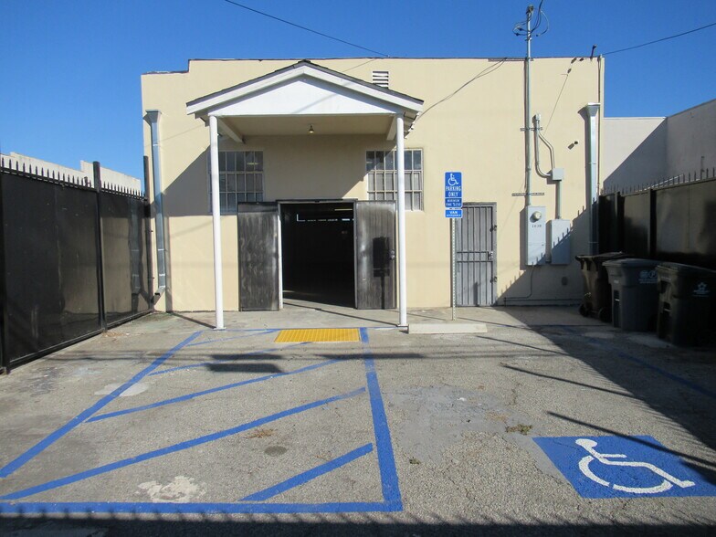 More Photos Of 1638 E Compton Blvd, Compton Freestanding For Sale