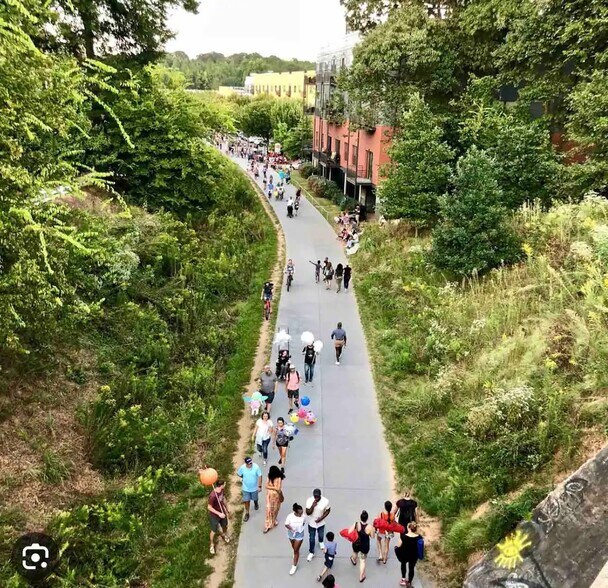 More Photos Of 380 SW Amal Dr, Atlanta Freestanding For Sale