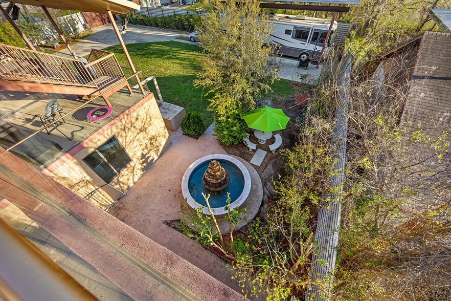 More Photos Of 4015 Luell St, Houston Specialty For Sale