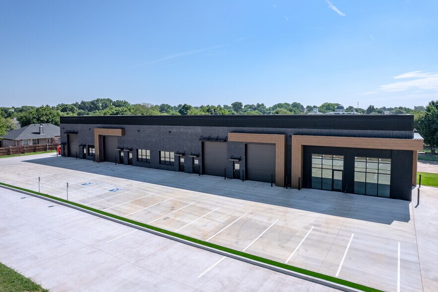 Primary Photo Of 4701 W Main St, Norman Office For Sale