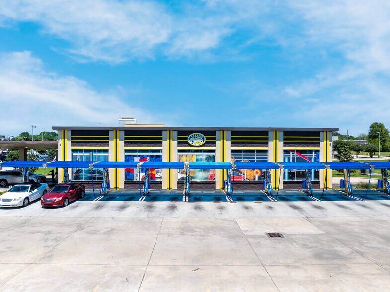 More Photos Of 111 Wallace Broussard Rd, Carencro Carwash For Sale