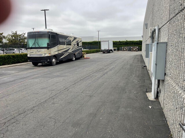 More Photos Of 5606-5736 Corporate Ave, Cypress Research And Development For Lease