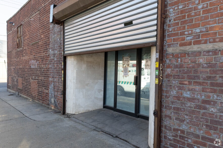 More Photos Of 870 Stanley Ave, Brooklyn Warehouse For Lease