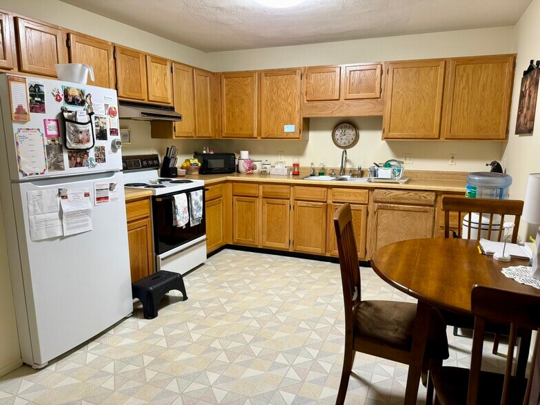 More Photos Of 4321 Acme Rd, Ilion Apartments For Sale