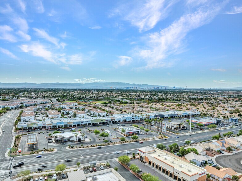 More Photos Of 221 N Stephanie St, Henderson Restaurant For Lease