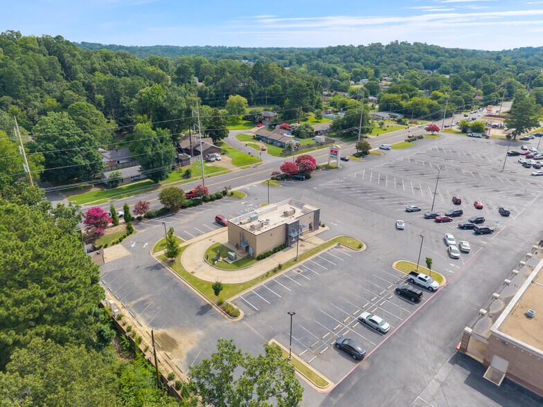 More Photos Of 9101 W Markham St, Little Rock Fast Food For Lease