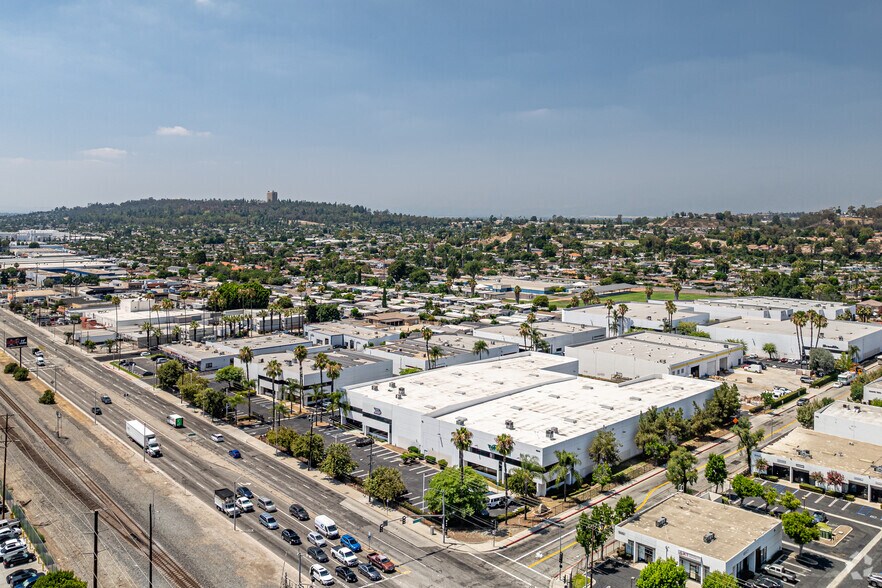 More Photos Of 18245 Valley Blvd, La Puente Warehouse For Lease